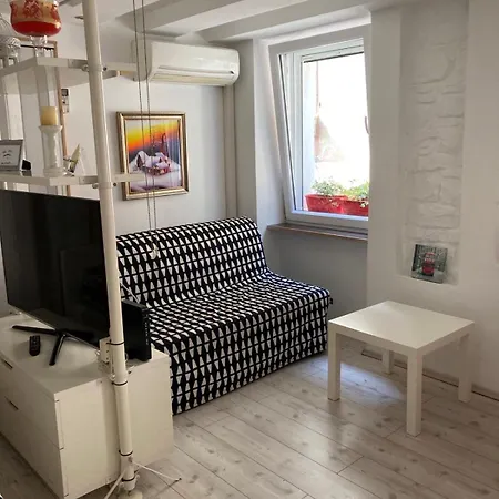 아파트 Luca 피란